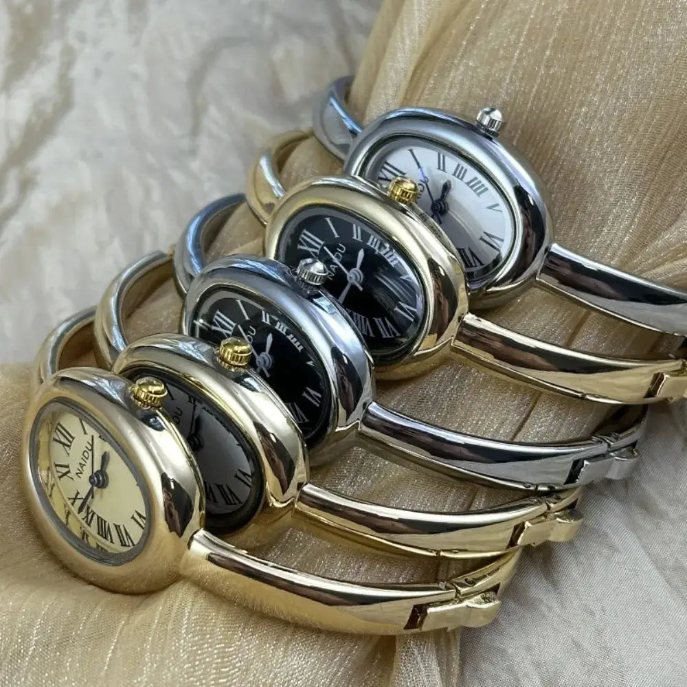 Famous Brand Gold Tone Stainless Steel Strap Bracelet Watch For Women With Small Dial Elegant Timepiece