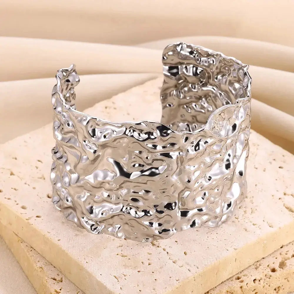 Exquisite Classic Bump Pattern Open Bangle Cuff Bracelet For Women Gold Color Stainless Steel Hand Ornament Gift