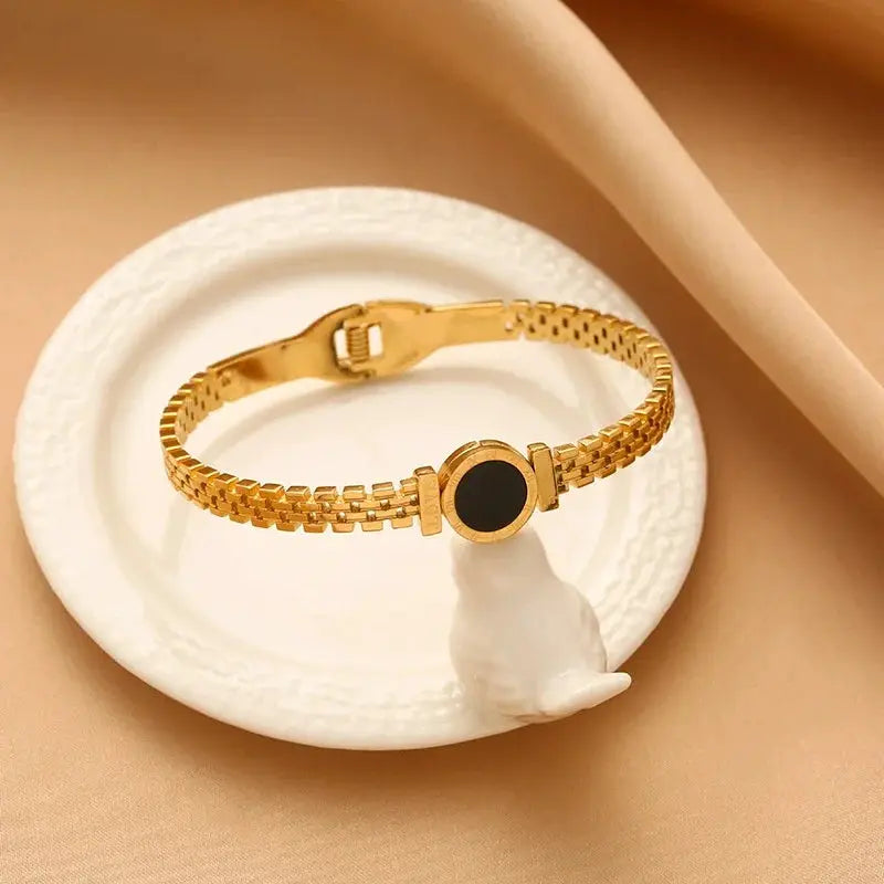 Women Black Stainless Steel And Acrylic Couple Bracelet With Carved Roman Numerals Fashion Cuff Gift