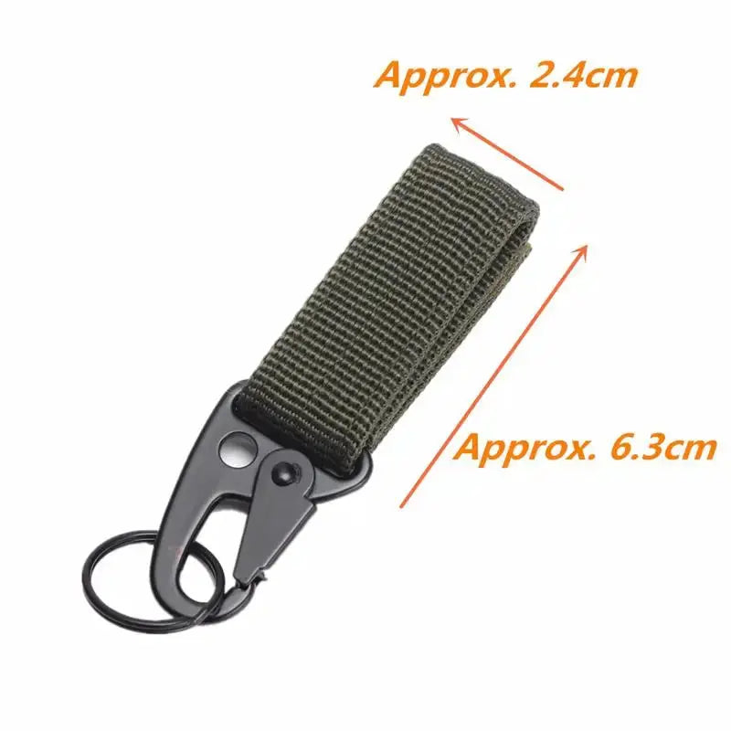 Carabiner key hook with olive nylon MOLLE strap from Simples Market, approx. 2.4 cm by 6.3 cm