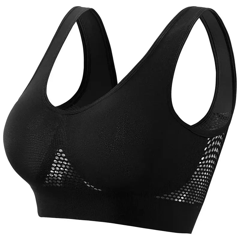 Women's plus-size breathable mesh sports bra, black seamless non-wire crop top with mesh panels by Simples Market.