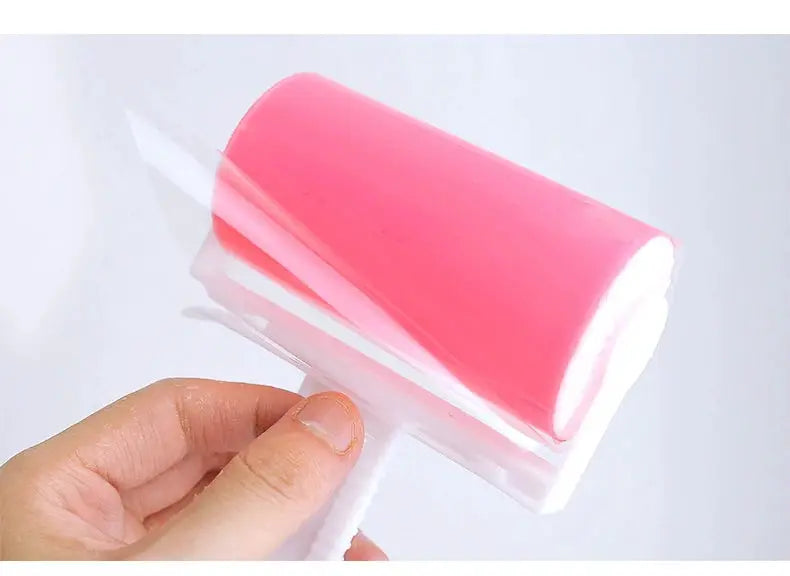 Pink washable sticky roller for pet hair, reusable lint remover by Simples Market