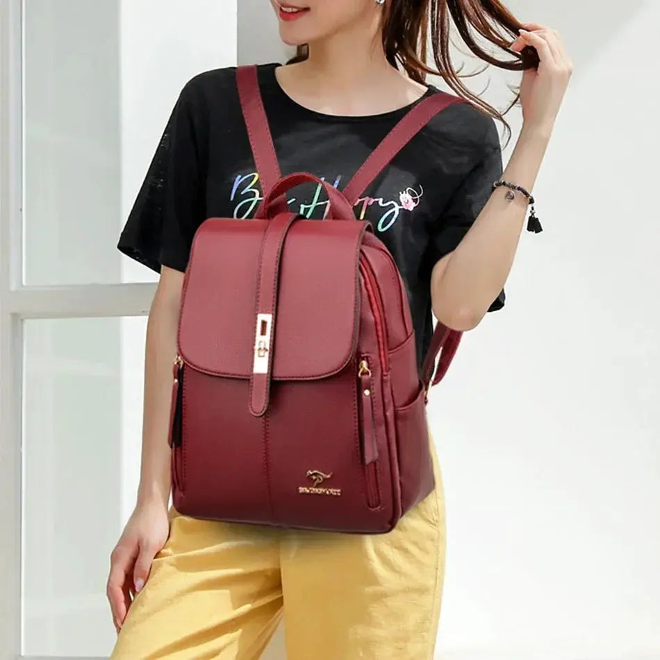Women’s leather backpack, burgundy red, Simples Market, large-capacity travel rucksack.