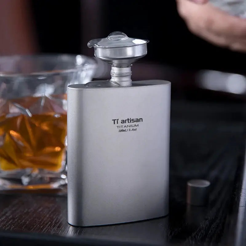 Tiartisan titanium hip flask 100ml, silver finish for outdoor camping