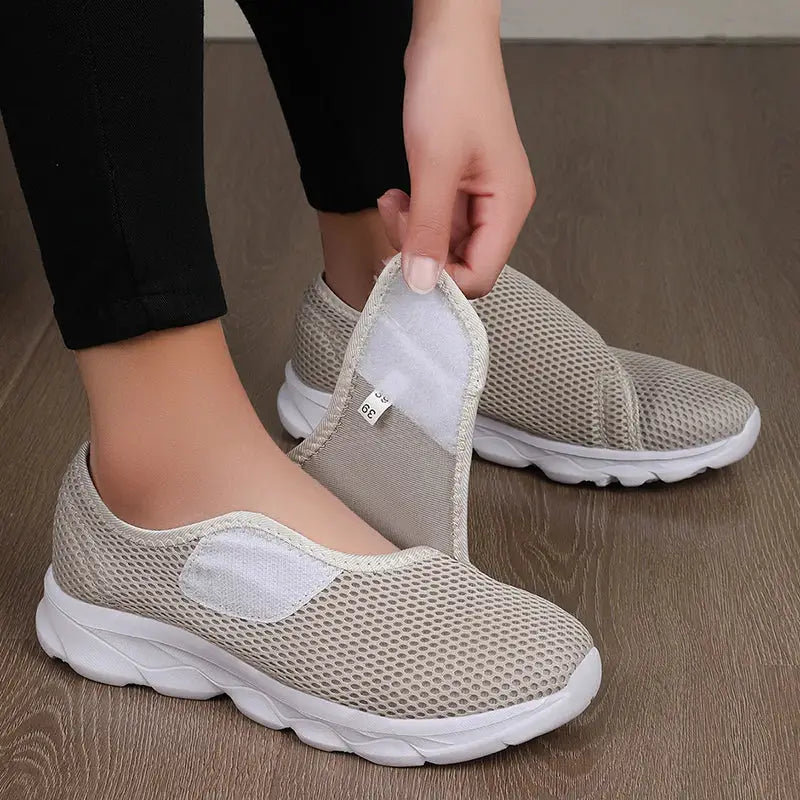 Orthopedic Walking Shoes for Wide and Swollen Feet Diabetic Foot Care Thumb Eversion Adjust Cushioned Comfort