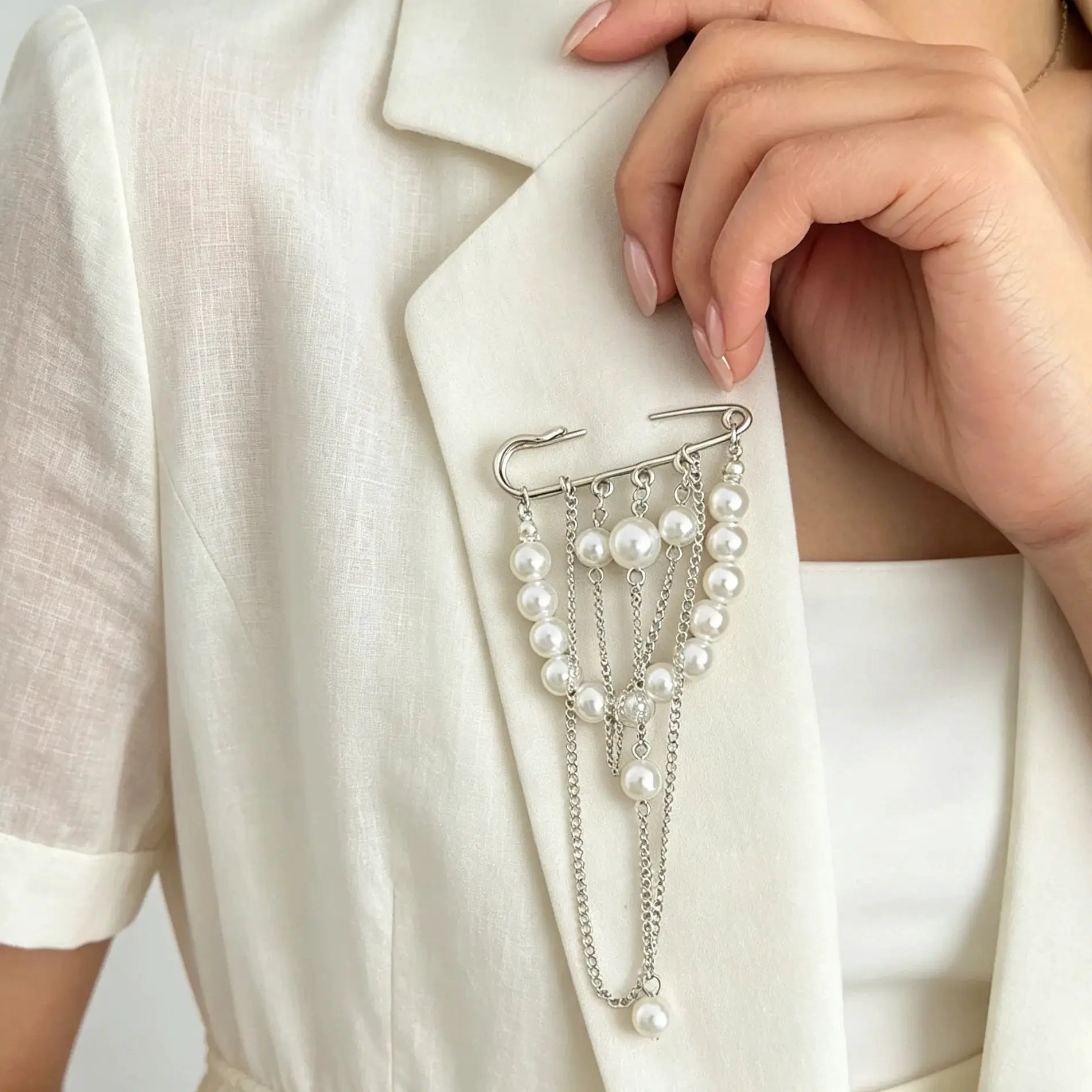 Retro Sweet Imitation Pearl Metal Chain Anklet With Tassel Pendant 2025 Creative Girl Fashion Jewelry
