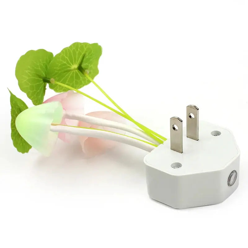 European plug LED mushroom night light with light sensor; Simples Market, three decorative mushrooms on green stems