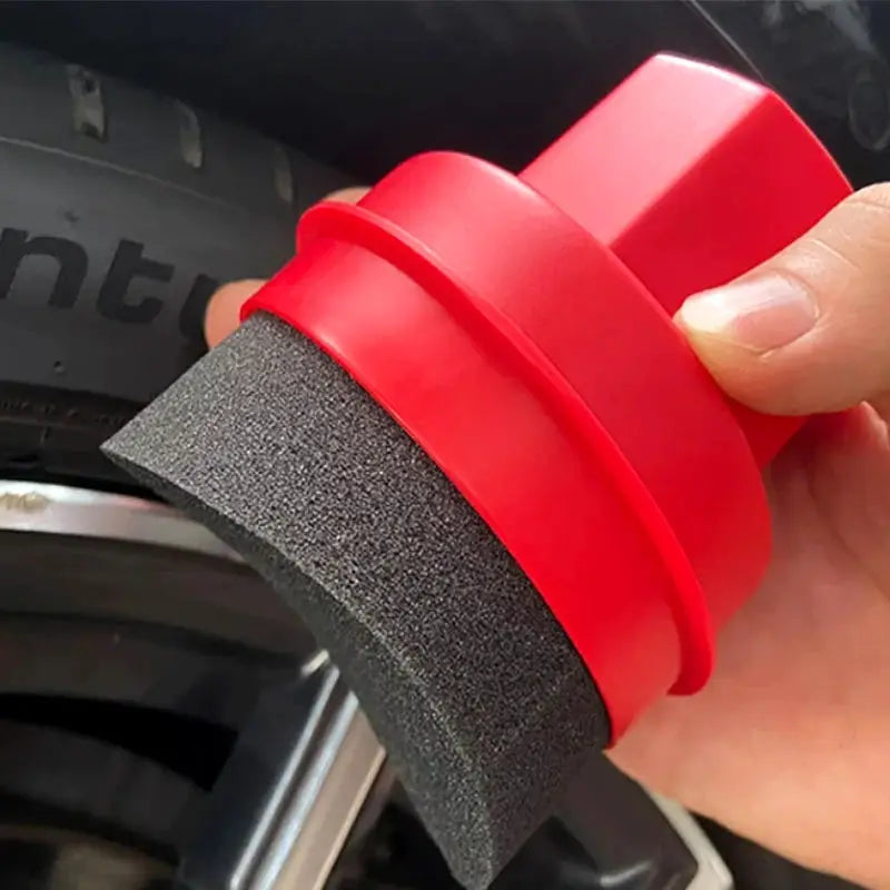 Simples Market curved tire sponge brush with red cover and black foam pad for wheel polishing and tire dressing