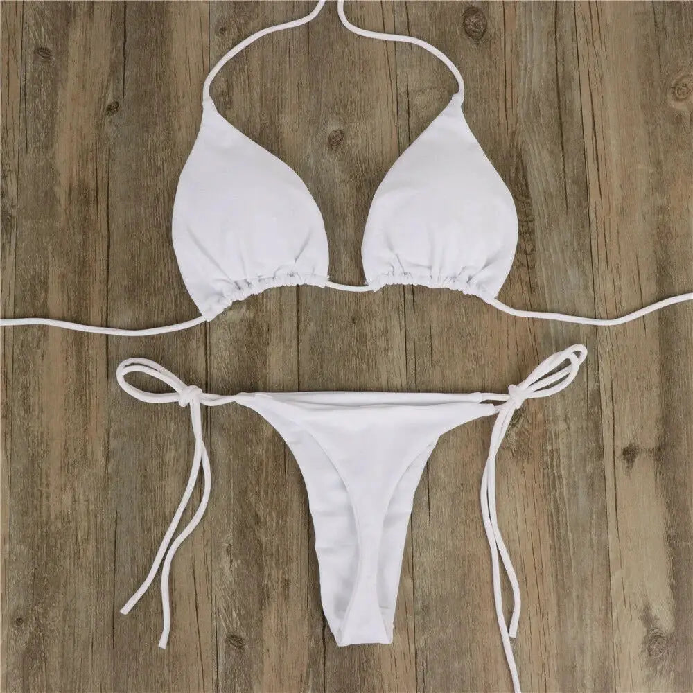 2-piece white bikini set with triangle top and thong bottoms, Simples Market