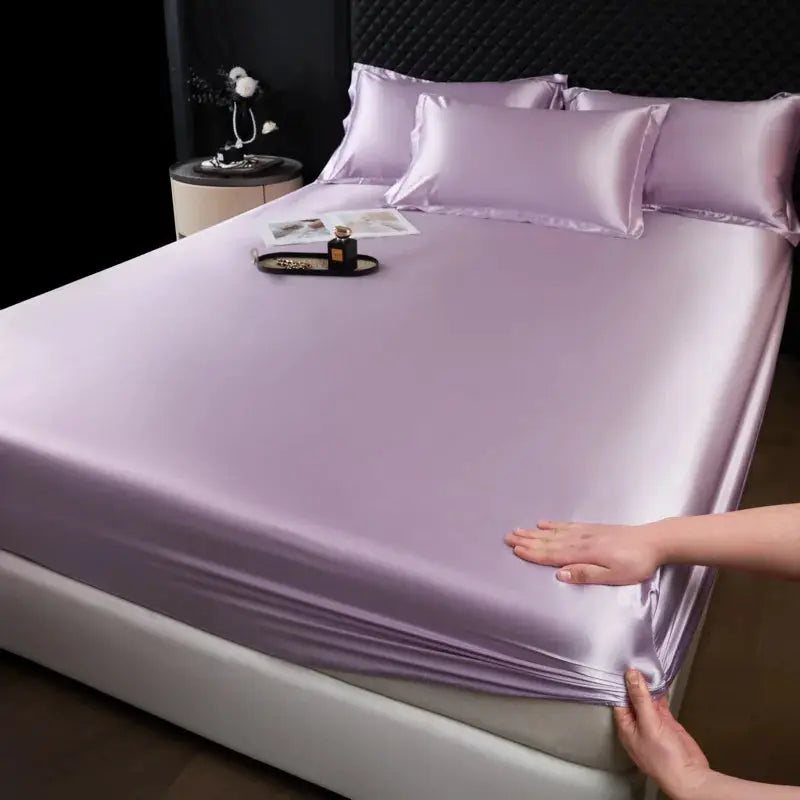 Mulberry silk 3-piece fitted sheet set in lavender with pillowcases