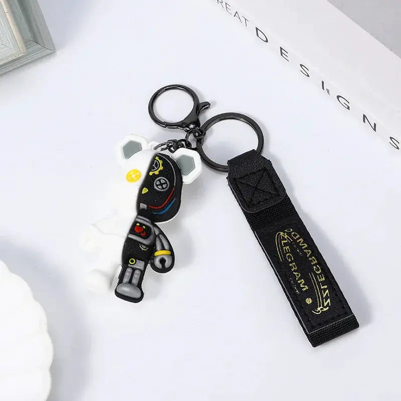 Cute Mechanical Bear Keychain with Durable Plastic Body and Lead Tin Alloy Clasp for Keys and Bags