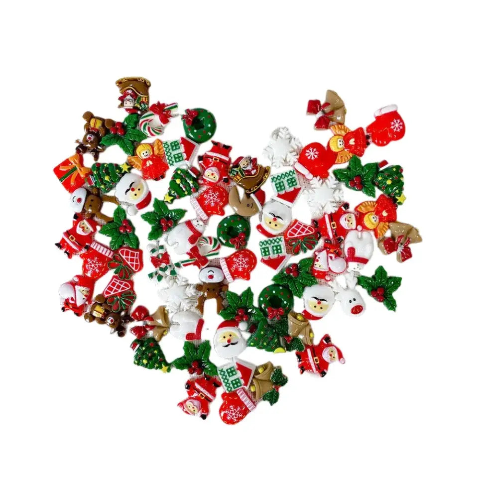 50 Pcs Resin Xmas Flatbacks Santa Snowman Snowflake Holly Tree Mixed Cabochons for Scrapbooking DIY Crafts Hair Jewelry