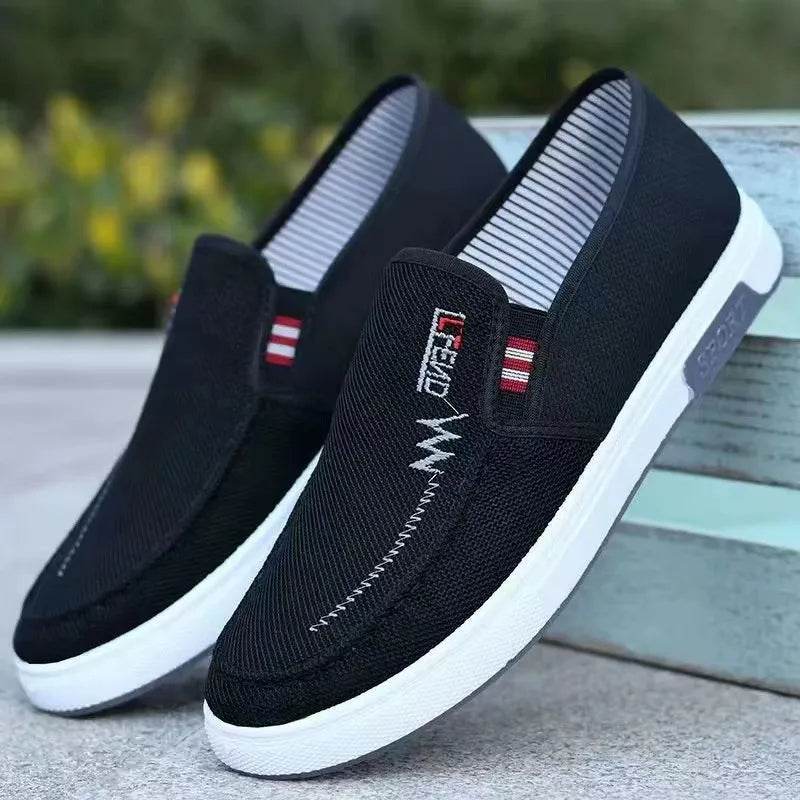 Men's black breathable canvas slip-on sneakers by Simples Market