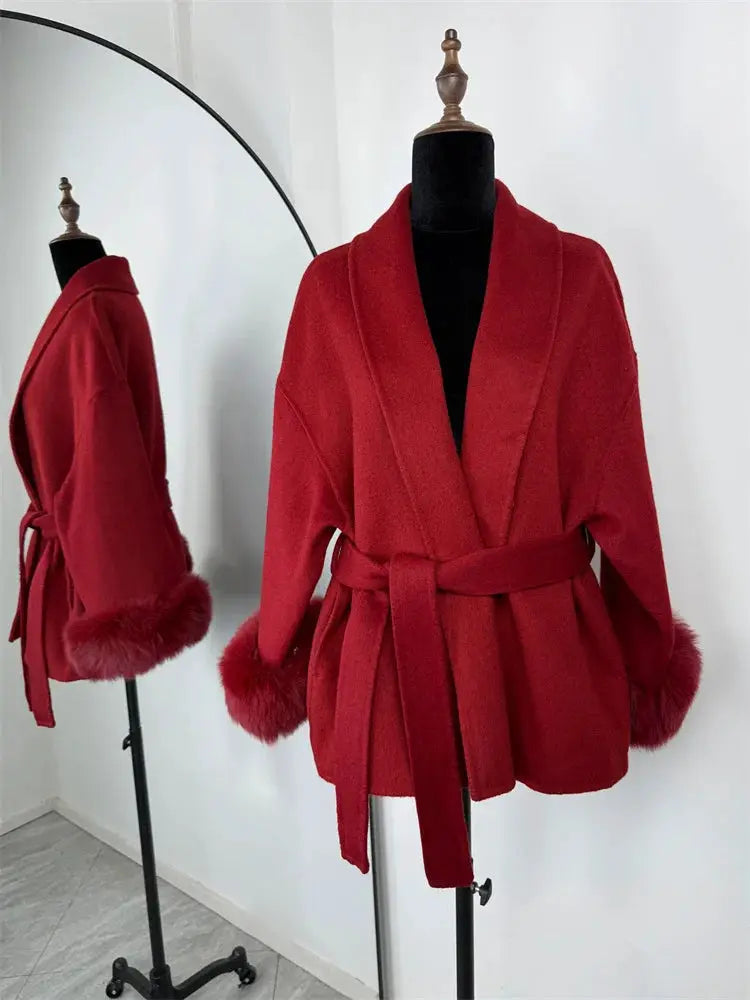 Tossy Fox Fur Wool Overcoat With Fox Fur Cuffs Elegant Loose A Line Short Coat For Autumn And Winter Office Wear