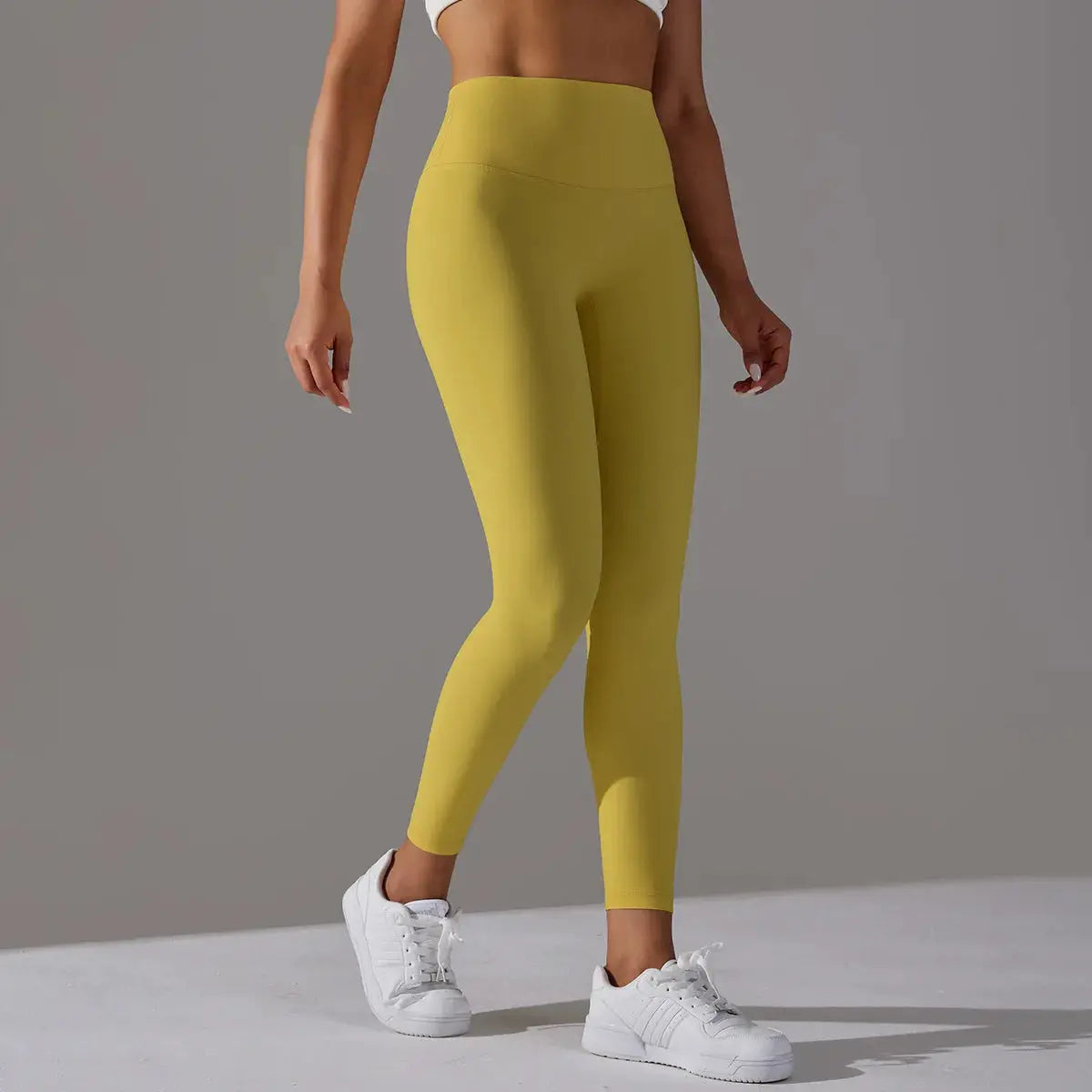 High Waist Naked Feeling Leggings by Simples Market in yellow for fitness, yoga and running