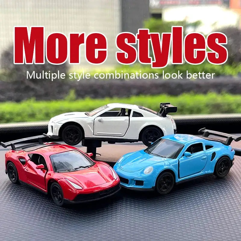Drift car dashboard toy models in white, red and blue by Simples Market.