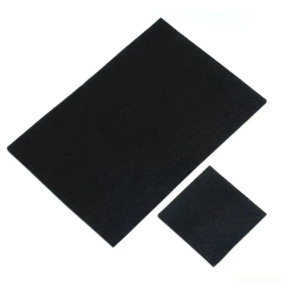Fireproof welding insulation pad set in black; large 30x20 cm pad and smaller square pad, Simples Market