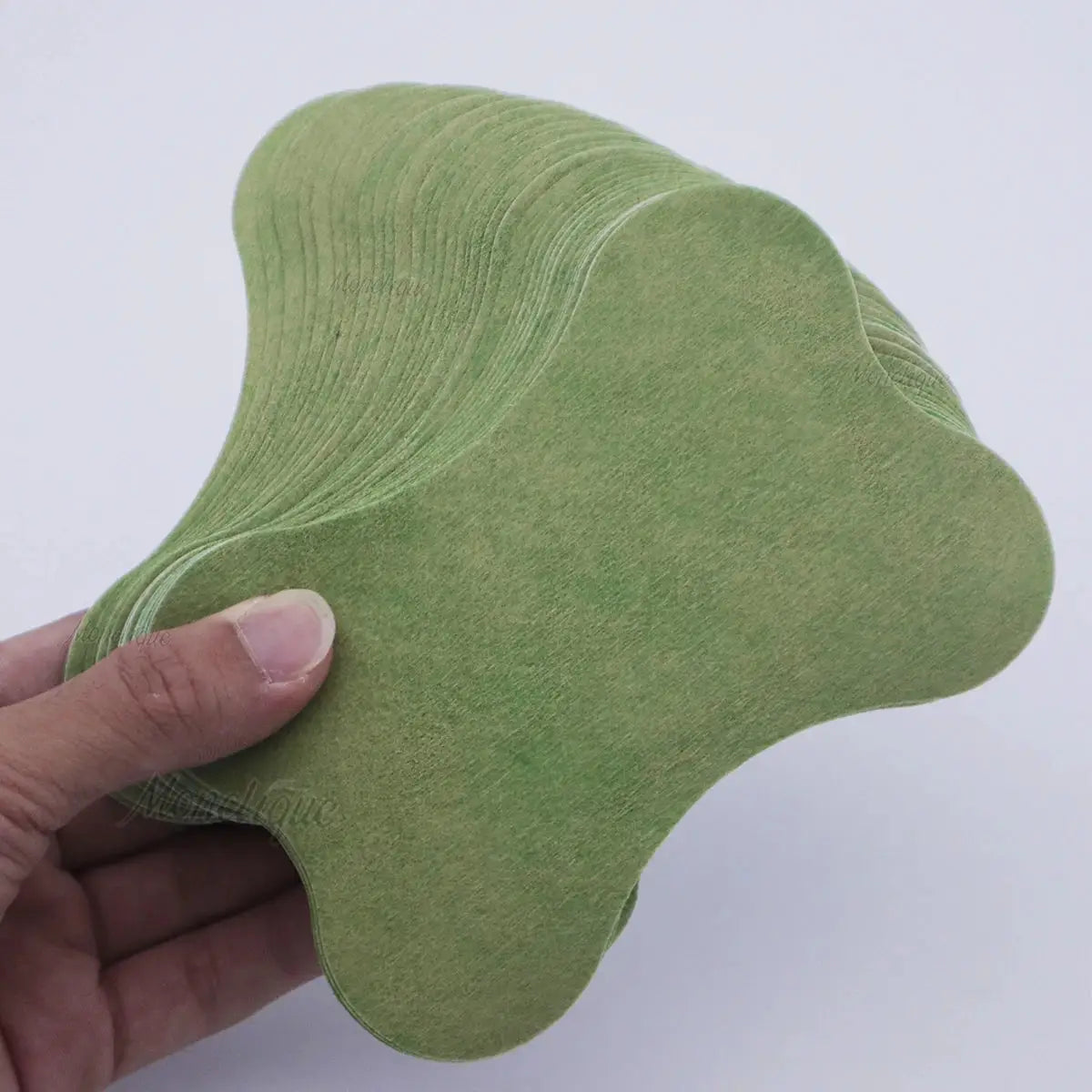 Lumbar self-heating patches, green fabric pads for back relief by Simples Market