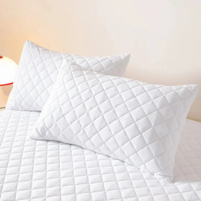 Northern Europe double-deck quilted cotton pillowcases, white 2-pack by Simples Market