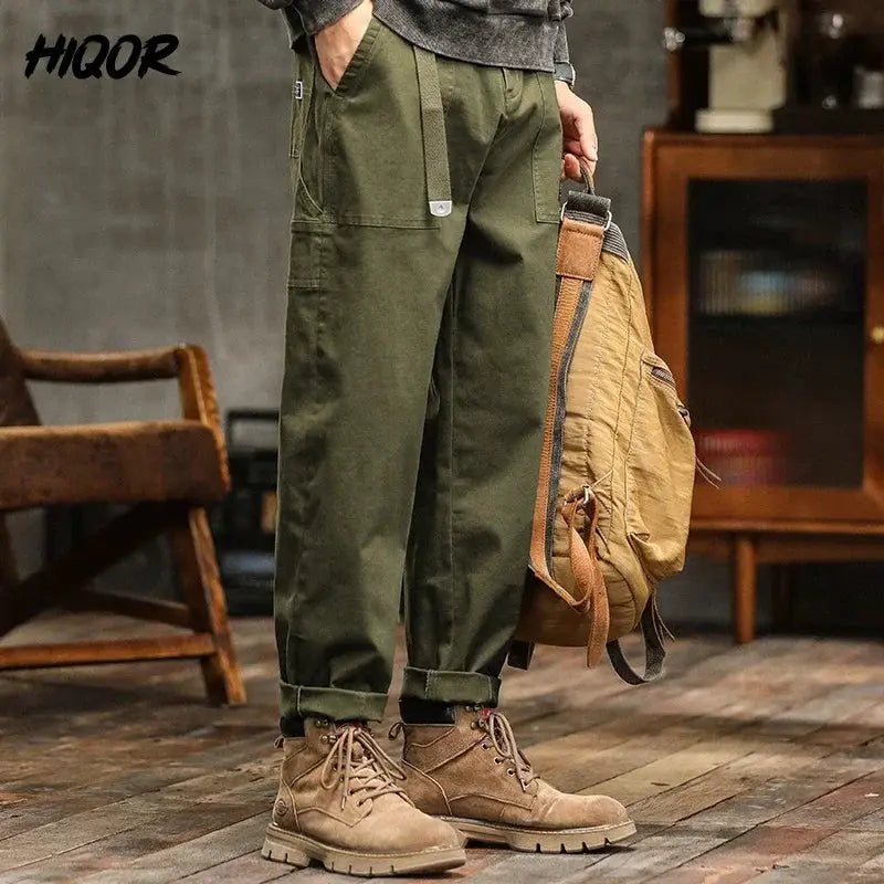 HIQOR men's loose-profile army green cargo pants with rolled cuffs