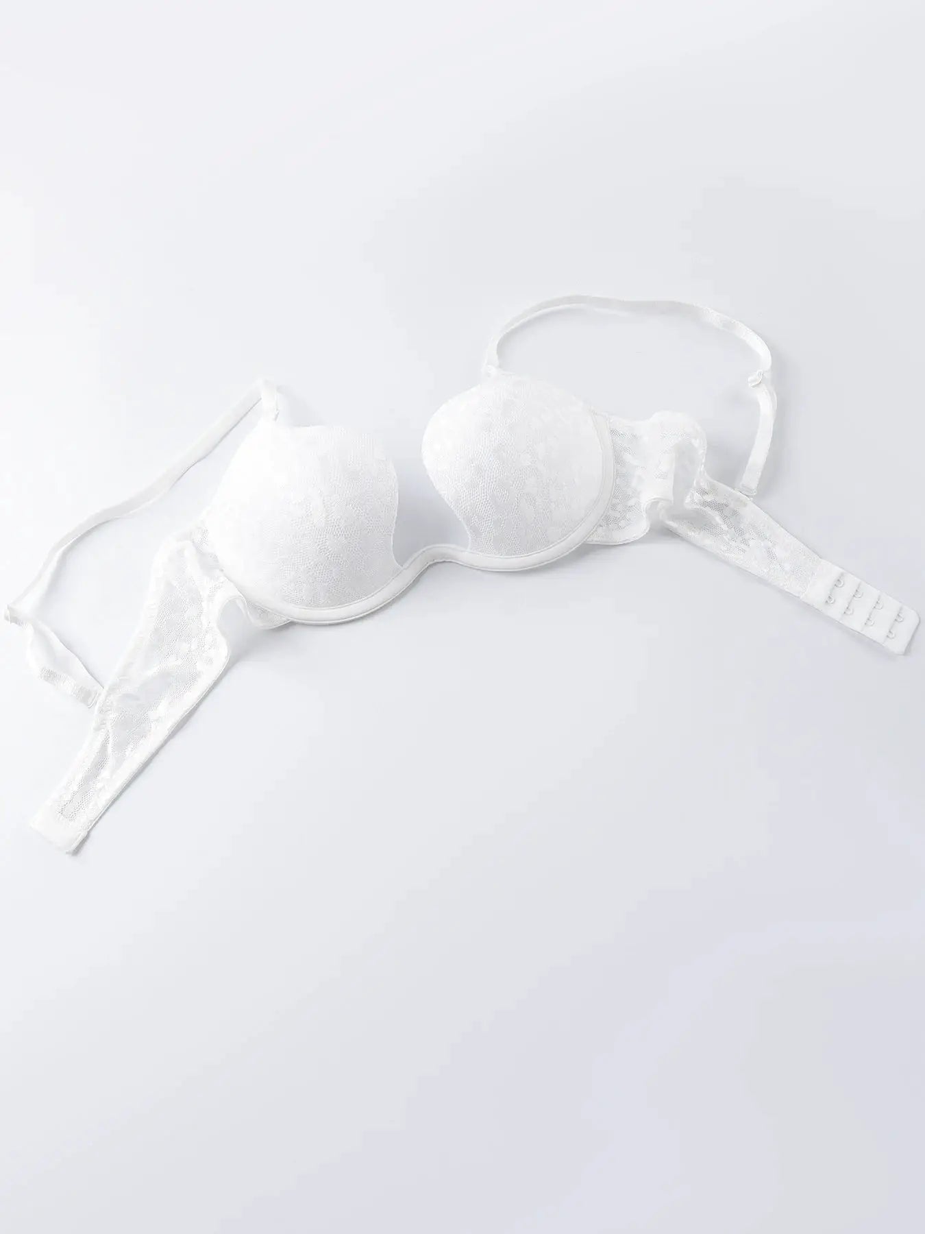 White lace underwire padded push-up bra with adjustable straps