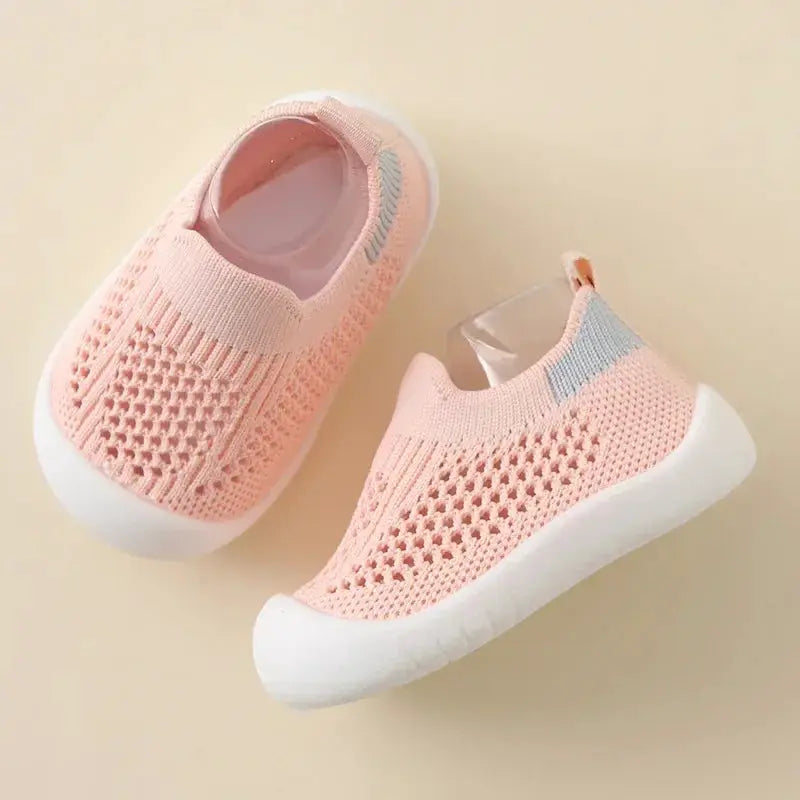 Spring Popular New Baby Shoes Breathable Mesh Knit Slip On Casual Sneakers For Toddlers Non Skid Prewalker 0 To 3T