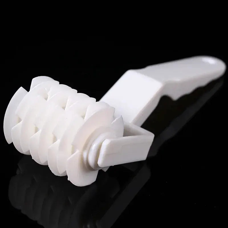 KitchenGadgets Plastic Pastry Lattice Roller Cutter Smooth Rolling For Ribbon Like Lattice Strips On Pies And Cookies