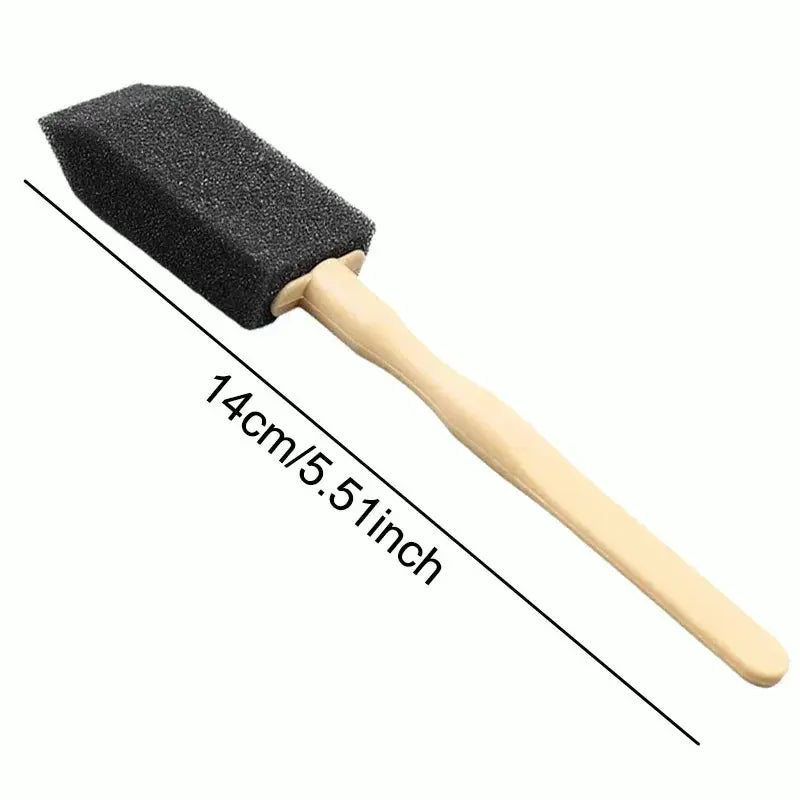 Car air conditioner vent cleaner brush by Simples Market, beige handle with black foam sponge, 14 cm long.
