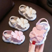 New Summer Outdoor Non Slip Sandals For Girls Featuring Soft Soles And Lightweight Design Perfect For The Beach