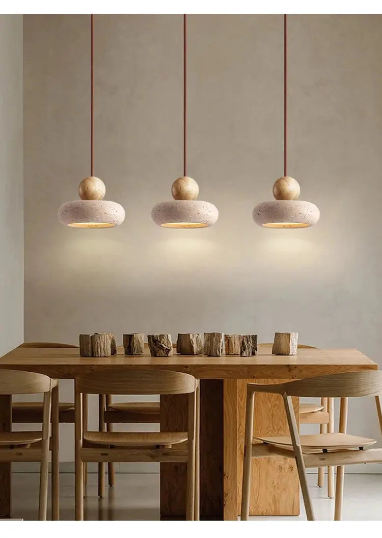 Vintage pendant lights by Simples Market, three with natural yellow agate stones, ideal for bedroom or restaurant.