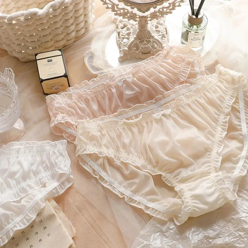 Panties two-piece ivory ice-silk set with ruffled edges, large size, Simples Market.
