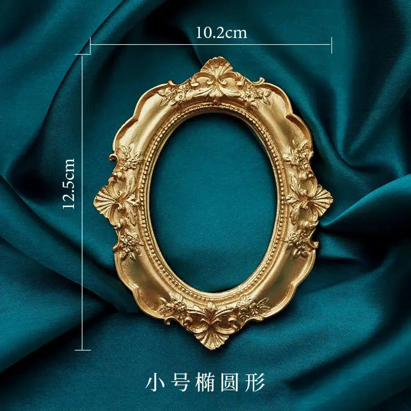 Golden Retro Photo Frame For Photography Background Prop Nail Art Jewelry Display And Home Decor Photo Props