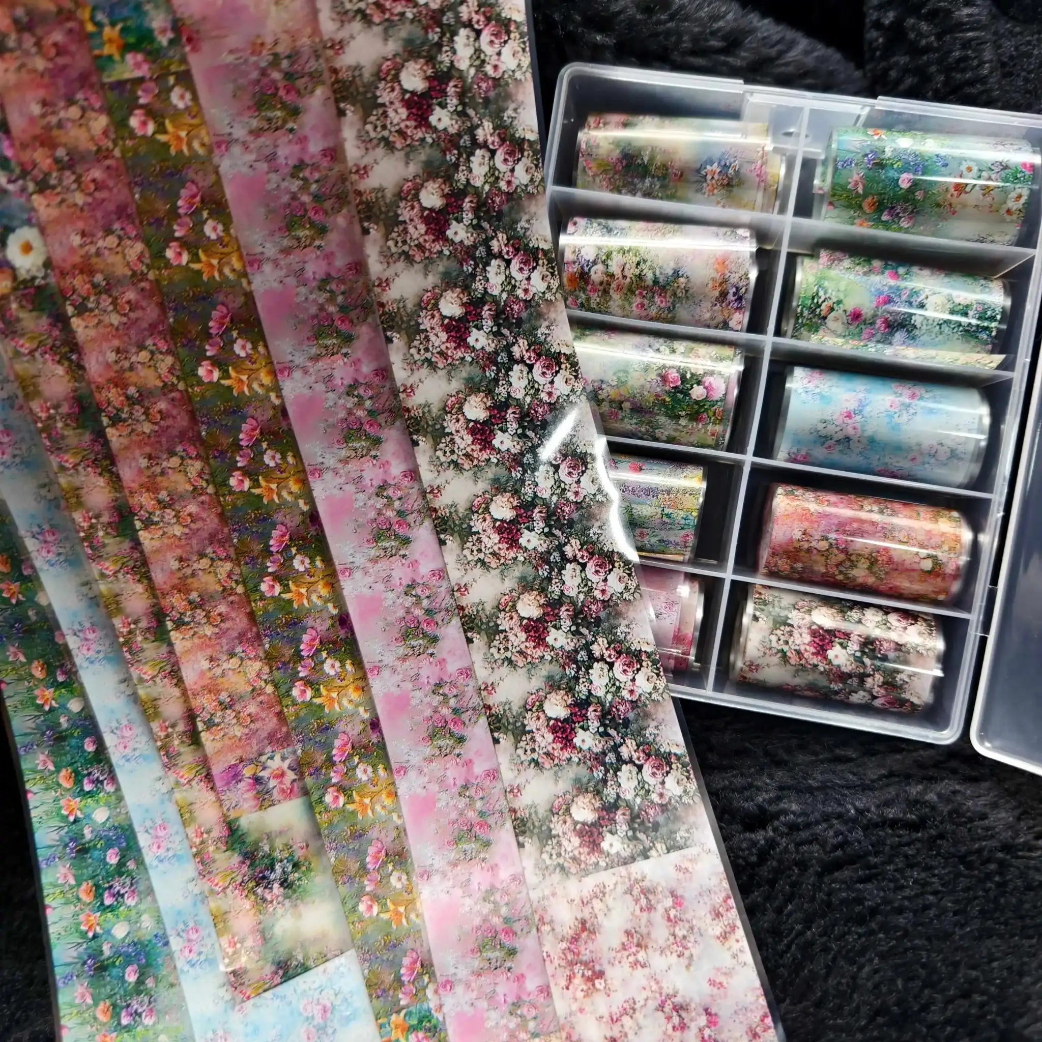 Nail foil set, 10 rolls of floral pastel patterns by Simples Market