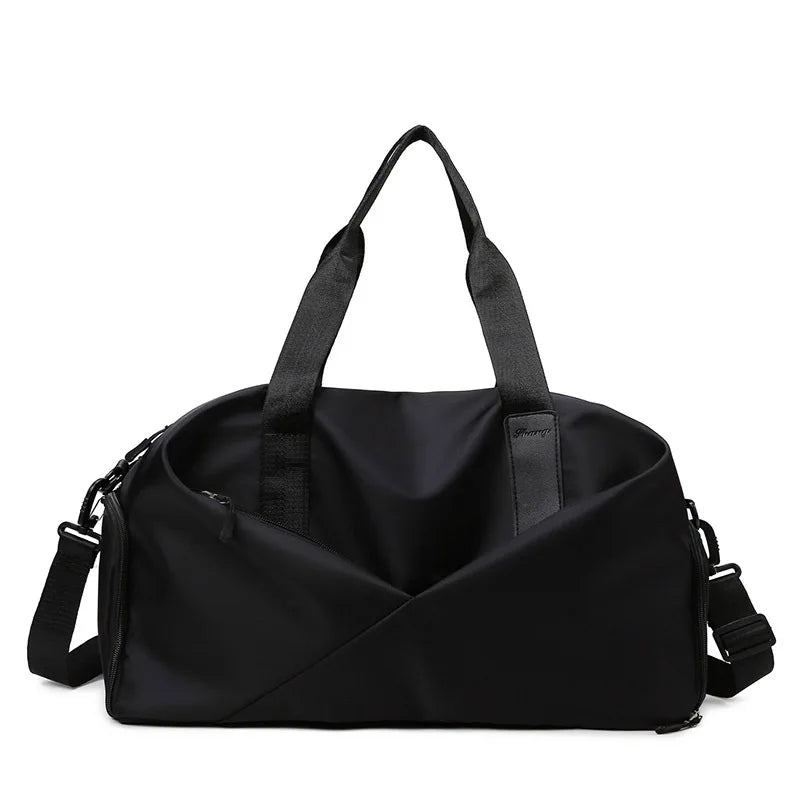 Simples Market black fitness gym bag with dry-wet separation, waterproof, large-capacity with detachable shoulder strap