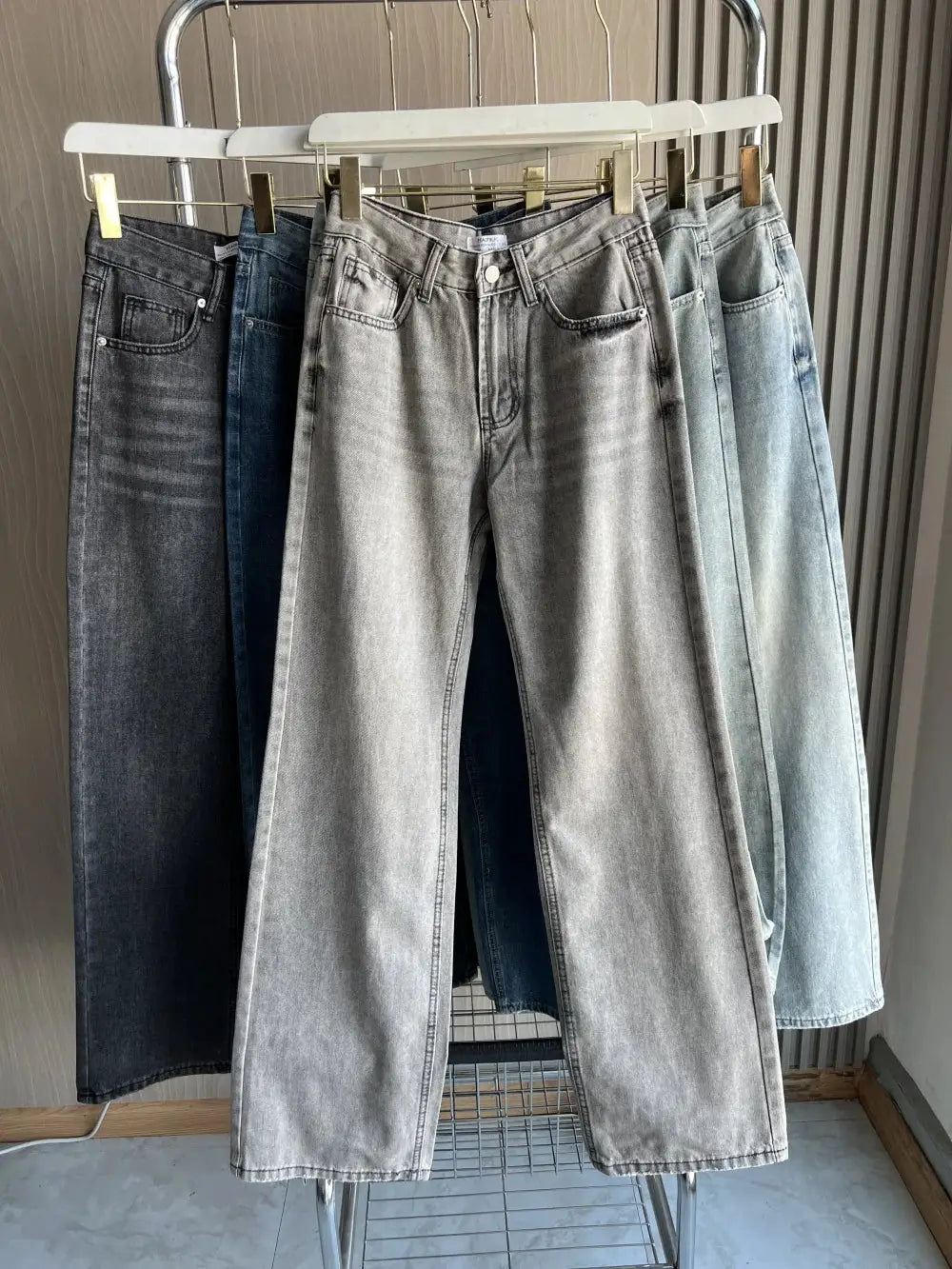 Z1975 Straight Leg Jeans For Women Y2K Classic Wash 2025 ETJ