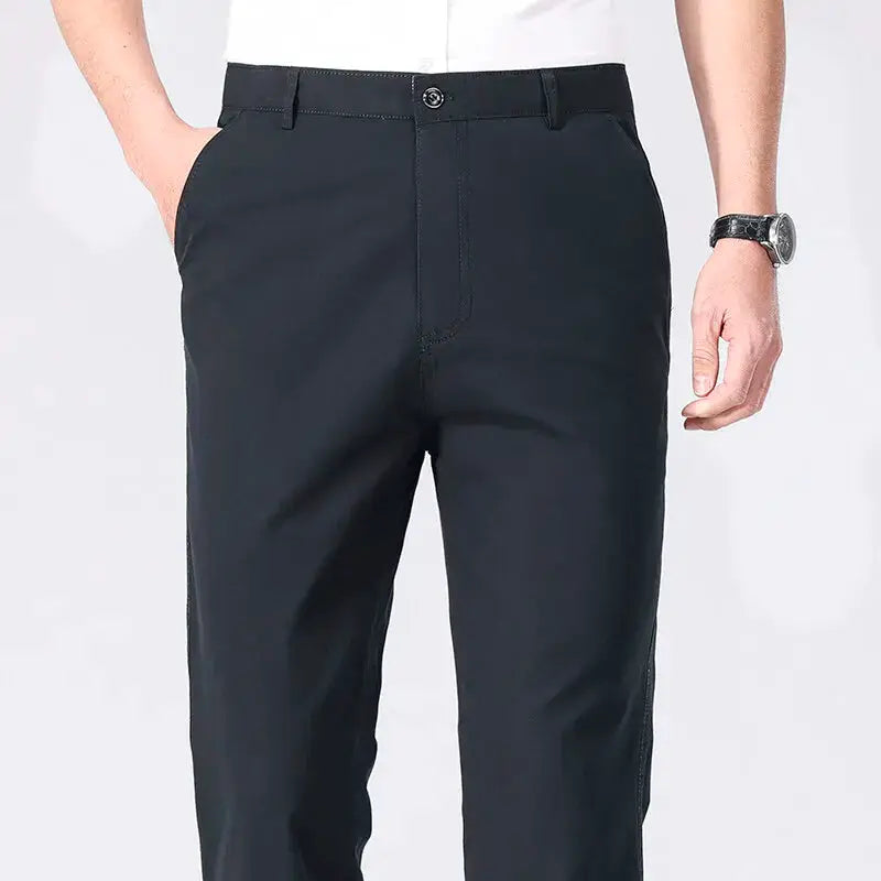 Men's Chino Pants Simples Market in black, lightweight dress pants with pockets.