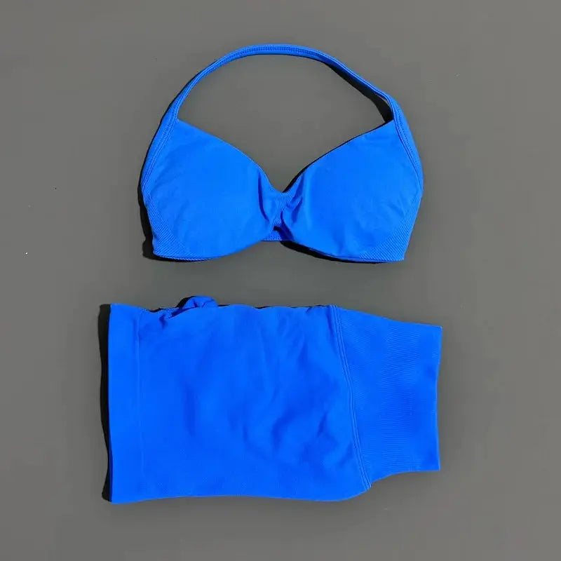 Histello 2 Piece Women Yoga Set Strappy Bra Top Scrunch Shorts