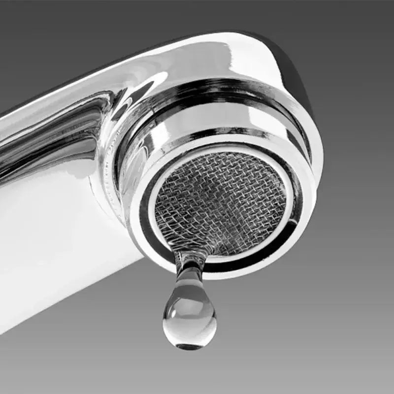 Simples Market brass faucet aerator with replaceable mesh filter, 24mm thread, chrome finish