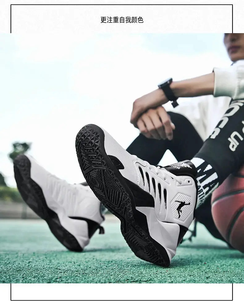 Simples Market men's white and black athletic sneakers with logo on side, breathable running shoes