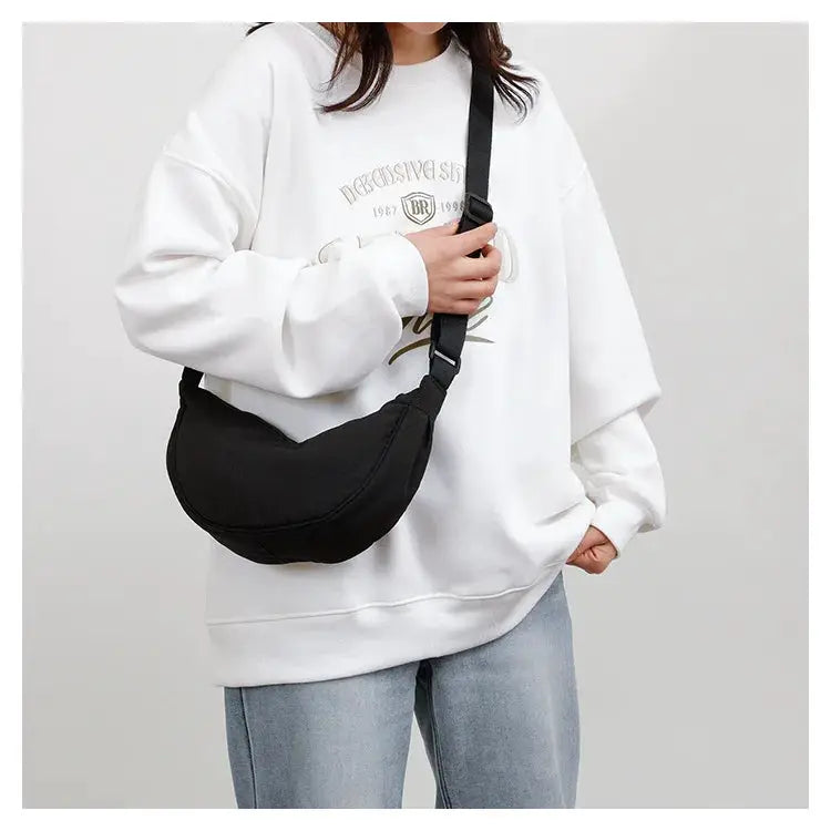 Nylon crescent crossbody bag by Simples Market, black dumpling-style underarm bag with large capacity