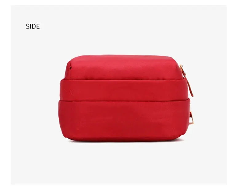 Women's red waterproof crossbody bag by Simples Market with zipper
