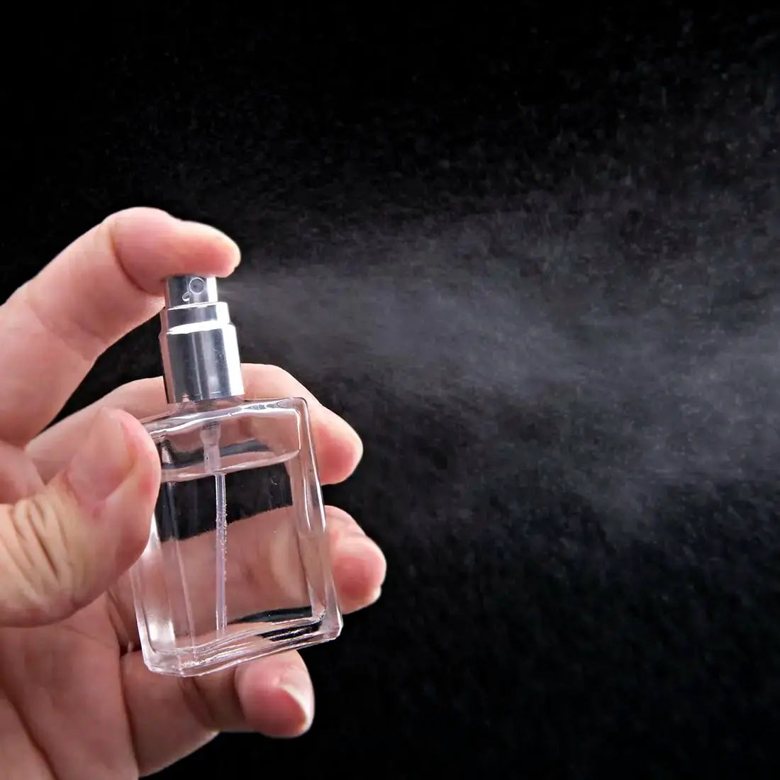 12 Pack 15 Milliliter Portable Refillable Perfume Atomizers Empty Spray Bottles with 2 Funnels and 2 Droppers