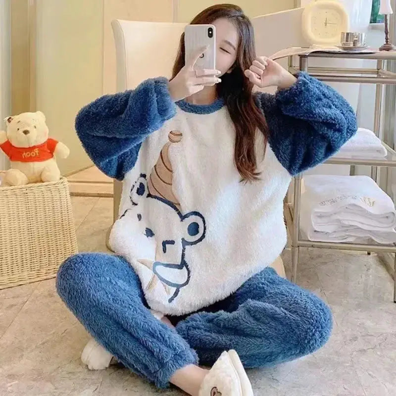 CozyNest Thickened Flannel Women Sleepwear Set Padded Bear Two Piece Nightwear For Autumn Winter Warm Coral Velvet