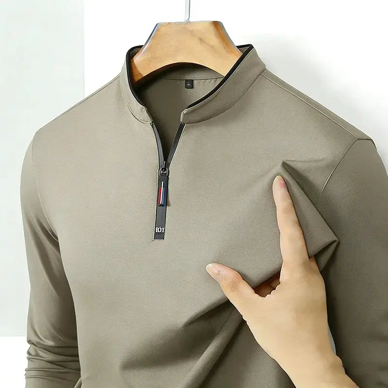 Simples Market men's stand-collar half-zip long-sleeve shirt in khaki, slim-fit casual pullover