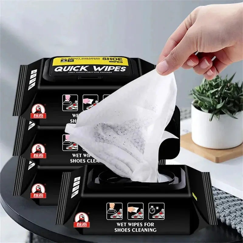 Disposable shoe cleaning wipes by Simples Market, quick wet wipes for sneakers, black packaging with a white wipe