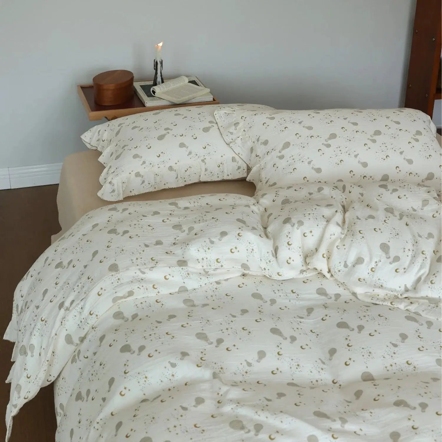 INS Princess 3pc 100% cotton gauze bedding set with ruffle-edge pillowcases; cream with beige floral pattern