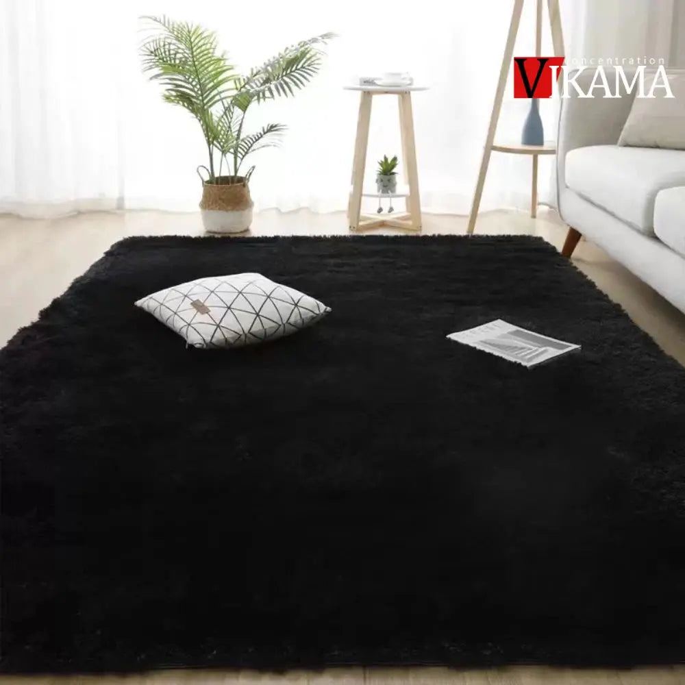 VIKAMA black plush shag large area rug for living room and bedroom by Simples Market