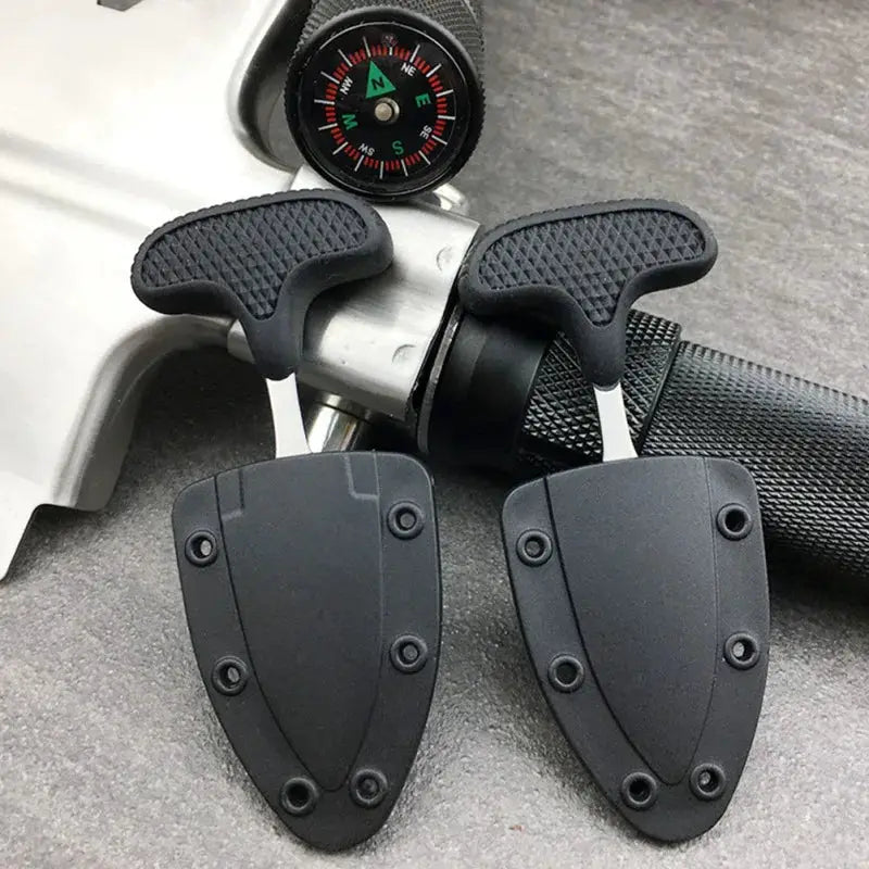 Simples Market necklace cutters; black portable camping knives with textured grips, set of 2