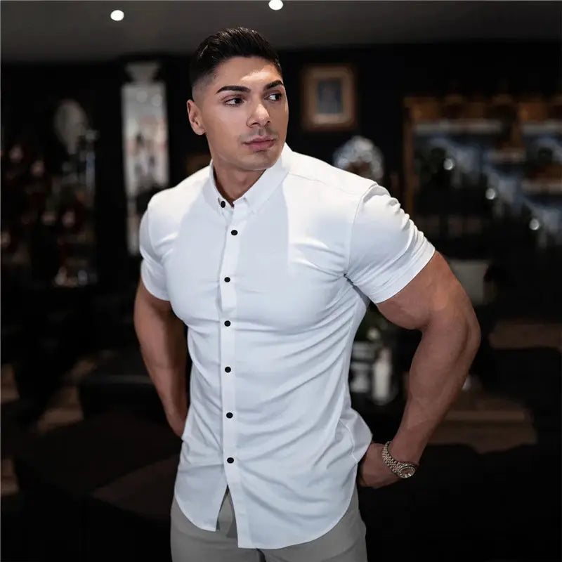 Simples Market white slim-fit short-sleeve dress shirt for men, classic casual luxe style
