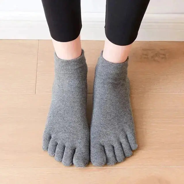 Breathable Women Pilates Socks Five Toe Silicone Non Slip Yoga Socks For Ballet Dance And Fitness Cotton Socks